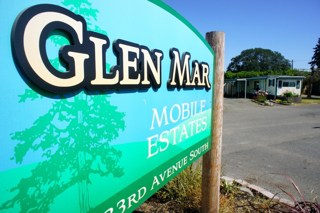 Glen Mar Entrance Sign